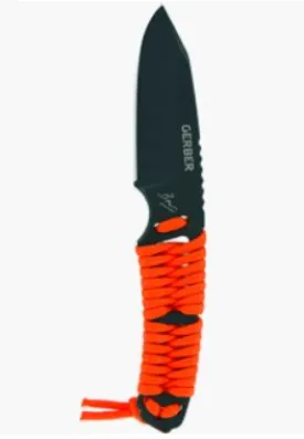 Bear Grylls Paracord Knife