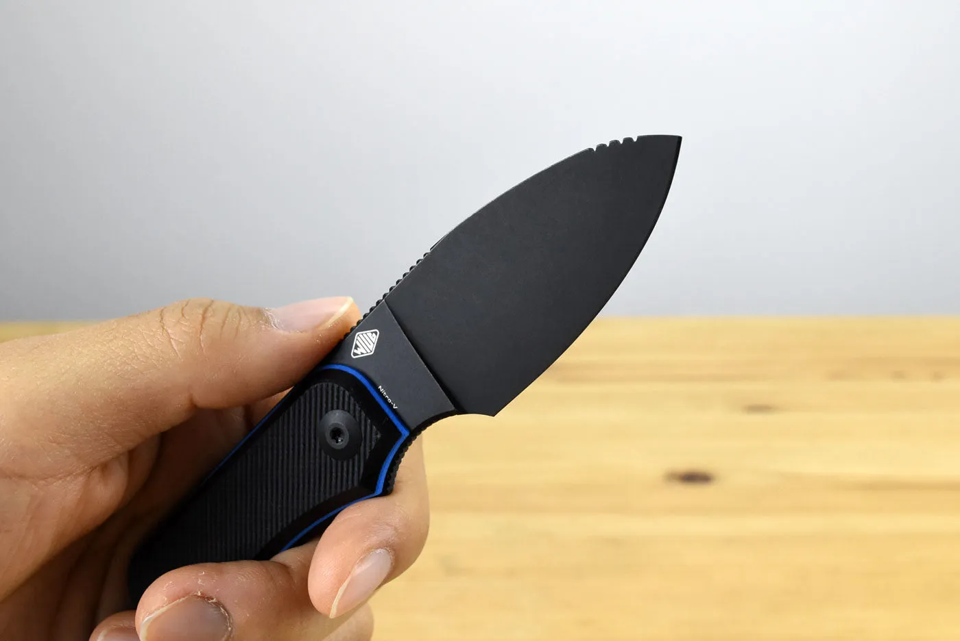 Civivi C23045-1 Baby Banter Fixed Blade (Black and Blue G10 Handle)