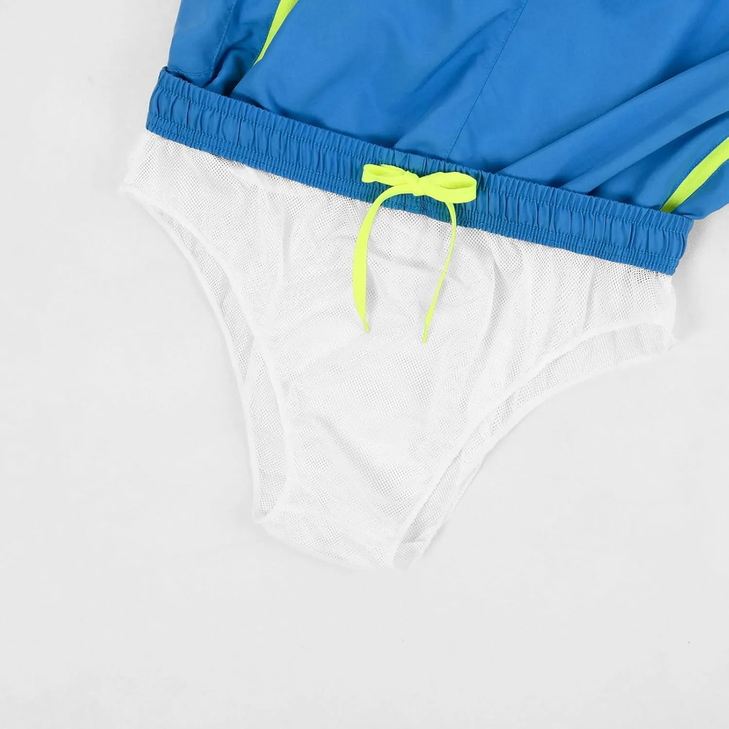 MADHERO Men Swim Trunks with Zipper Pockets Quick Dry Bathing Suits Mesh Lining