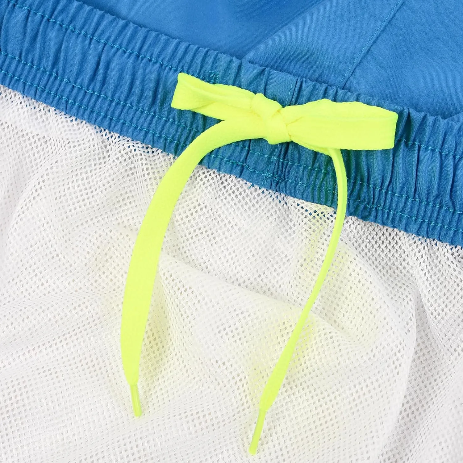 MADHERO Men Swim Trunks with Zipper Pockets Quick Dry Bathing Suits Mesh Lining