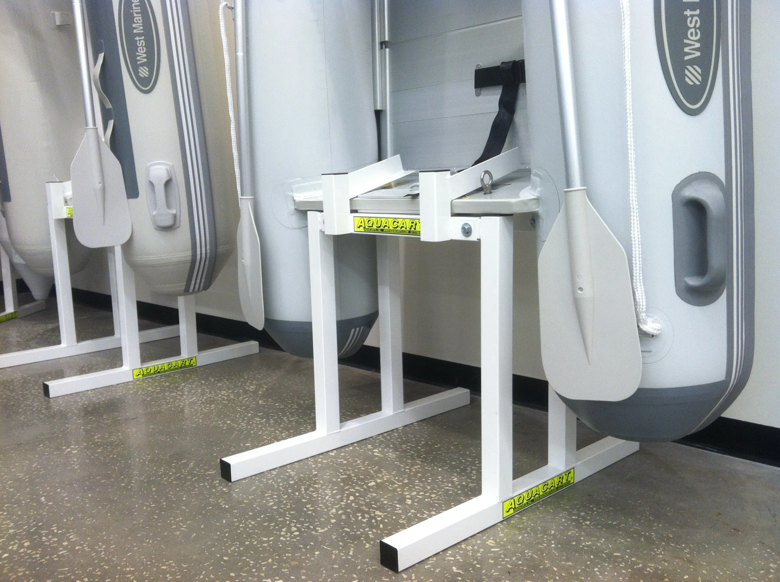 Transom Stand Vertical Display Stand