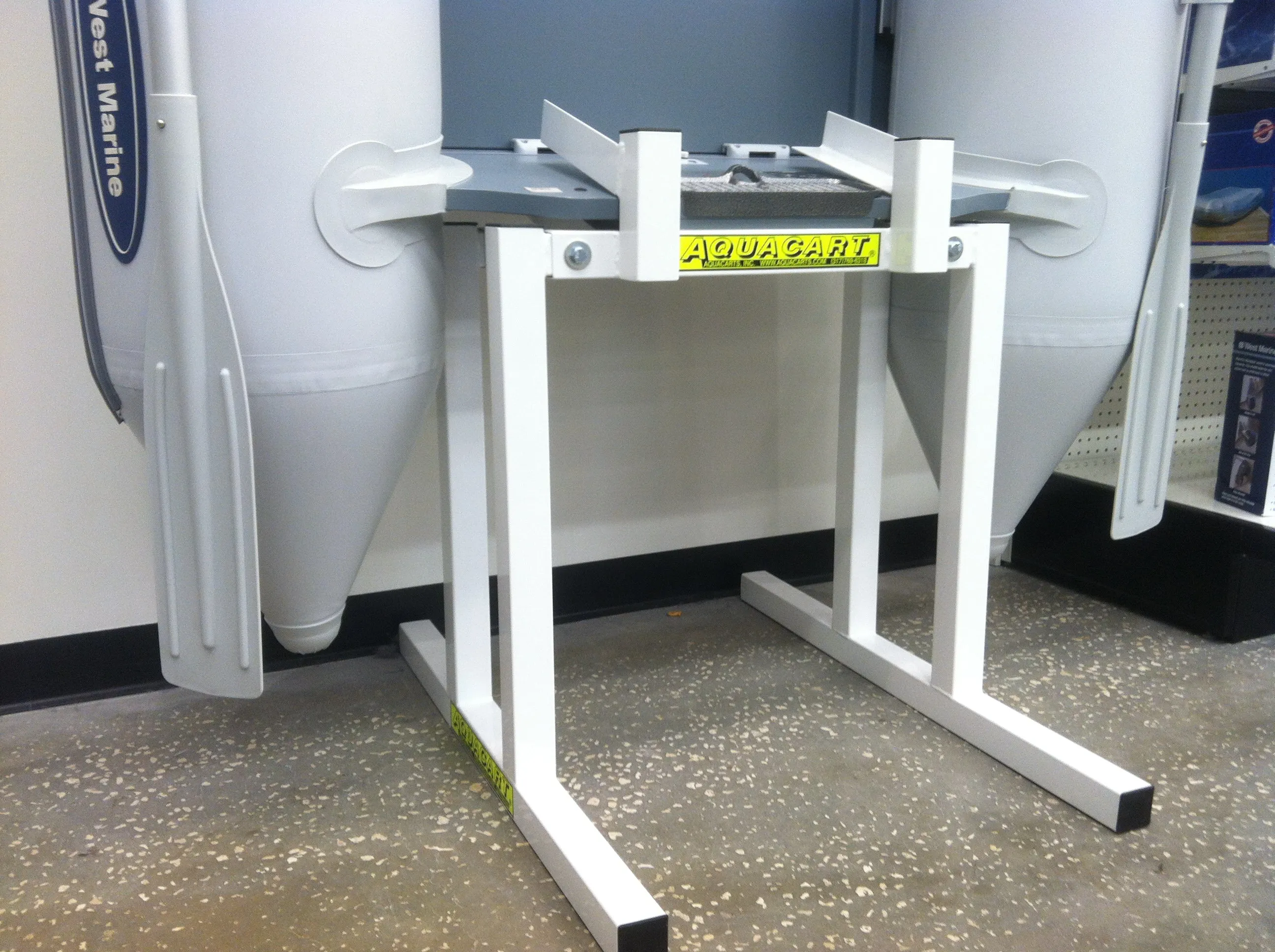 Transom Stand Vertical Display Stand